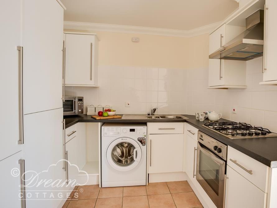 וויימות' Harbourside Apartment מראה חיצוני תמונה